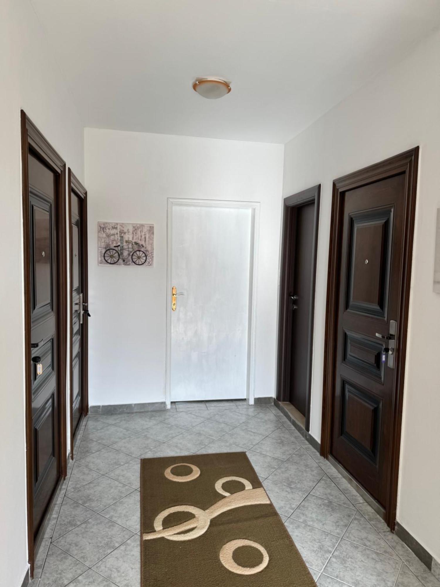 Apartmani Breze Подгориця Екстер'єр фото